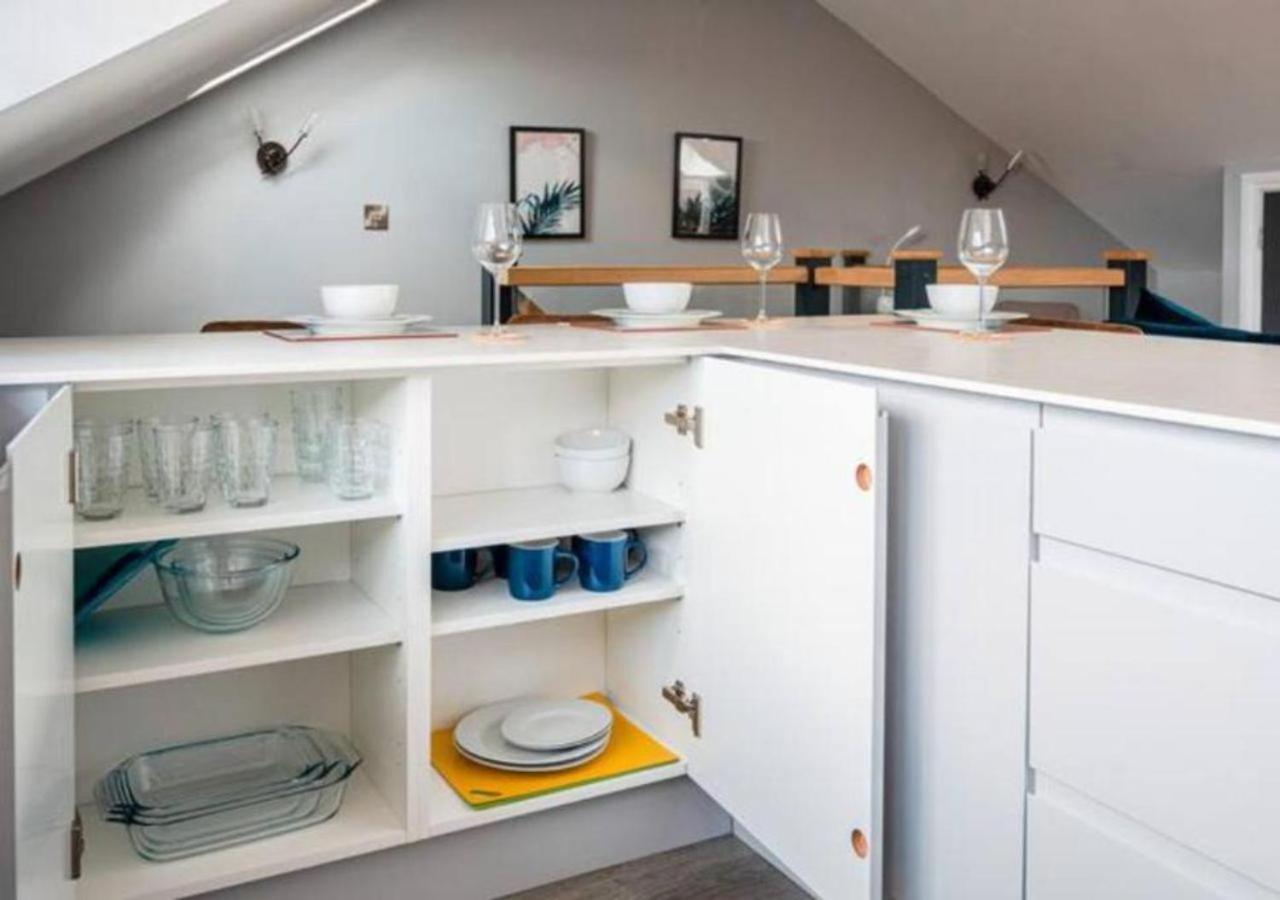 Stunning And Beautiful 2-bedroom With Amazing Cathedral Views Apartment